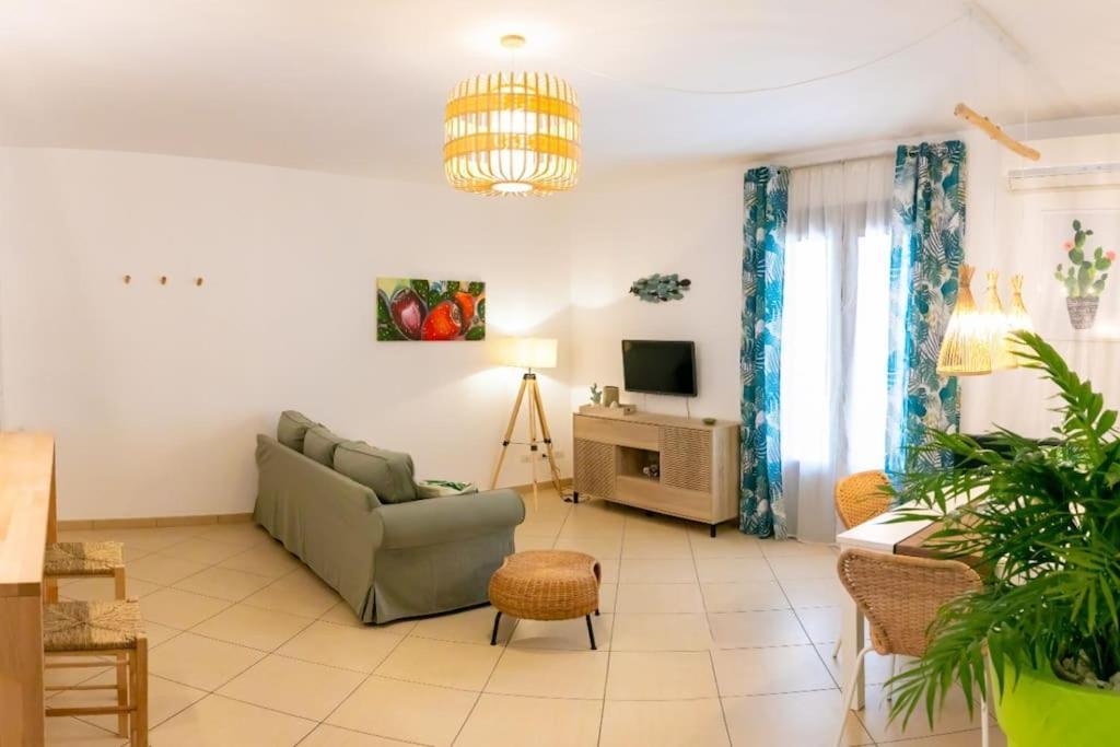 Cozy Beach House Cefalù Eksteriør billede